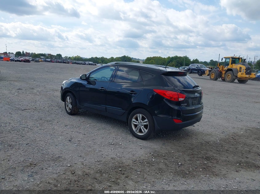 HYUNDAI TUCSON 2012 VIN KM8JU3ACXCU512568
