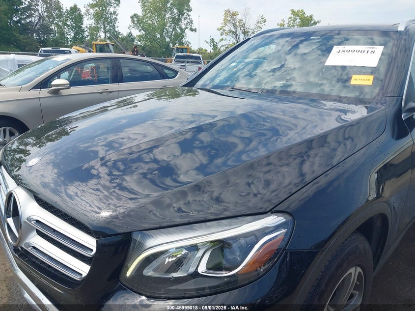 2017 MERCEDES-BENZ GLC 300 auction photo 6