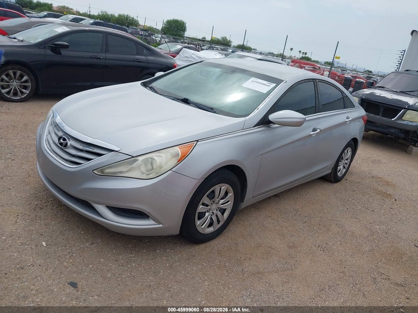 2011 Hyundai Sonata, Обычный износ, IAAI, VIN 5NPEB4AC3BH269938 — фото 2