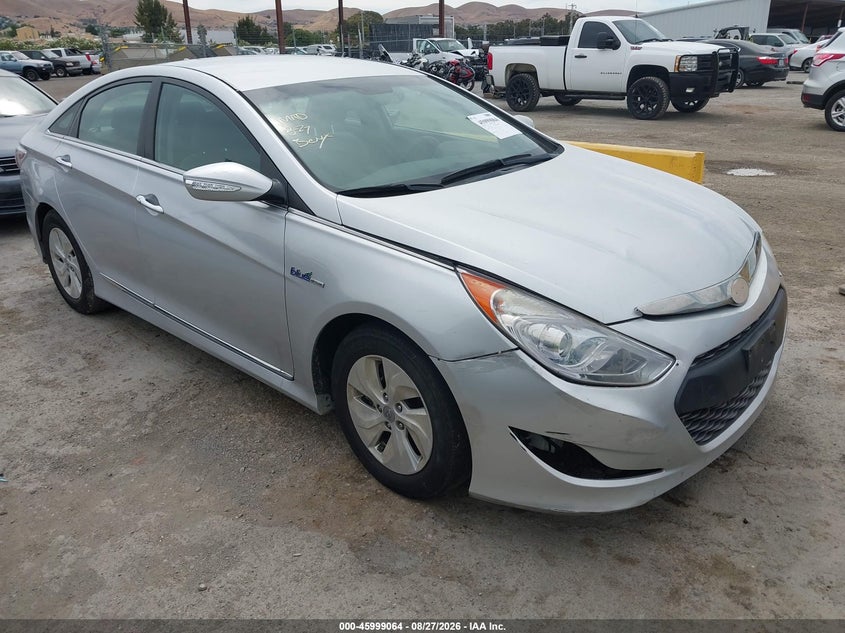 2013 HYUNDAI SONATA HYBRID auction photo 1