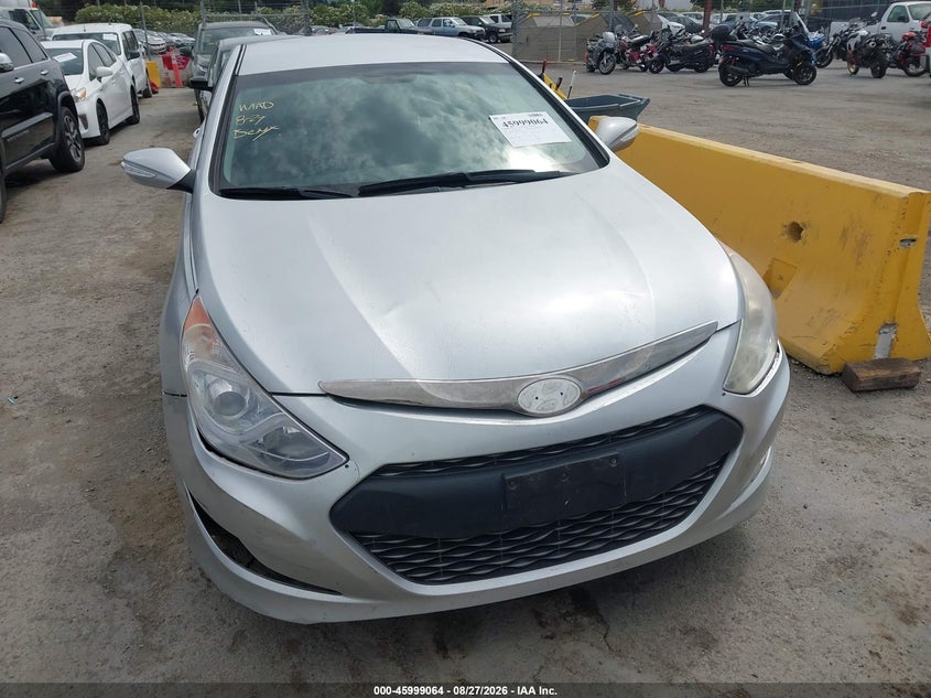 2013 HYUNDAI SONATA HYBRID auction photo 6