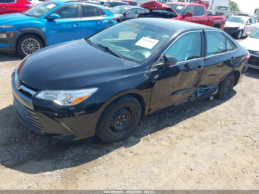 TOYOTA CAMRY - zdjęcie 2