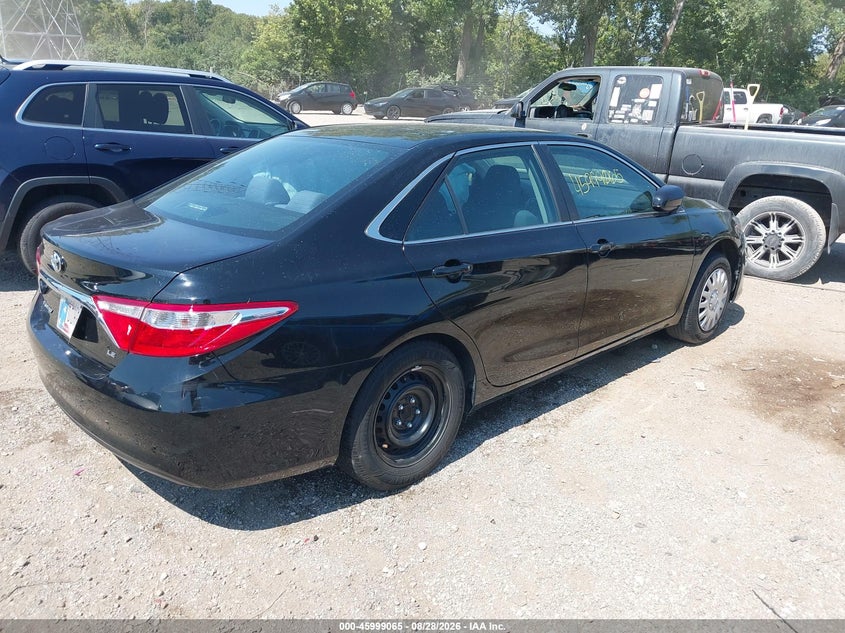 TOYOTA CAMRY - zdjęcie 4