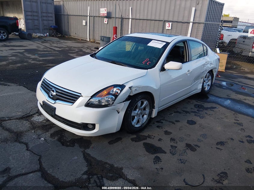 Фото 2 - NISSAN ALTIMA