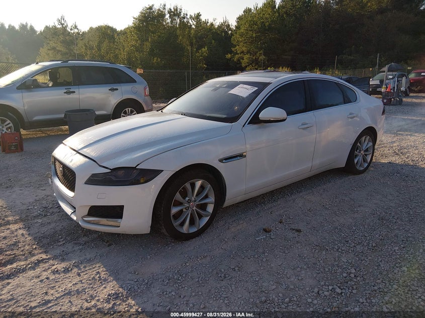2017 JAGUAR XF auction photo 2
