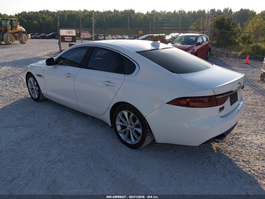 2017 JAGUAR XF auction photo 3