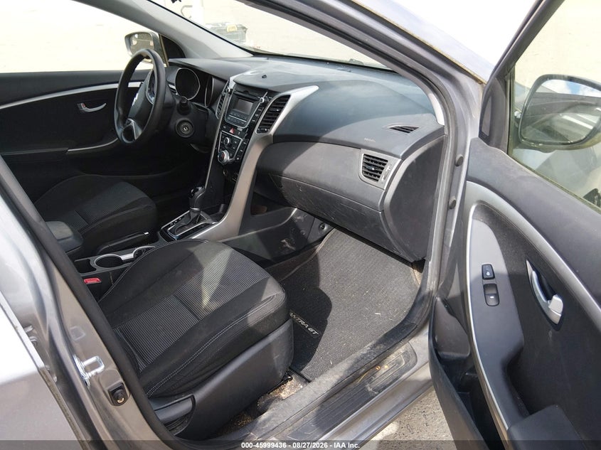 2014 HYUNDAI ELANTRA GT auction photo 5