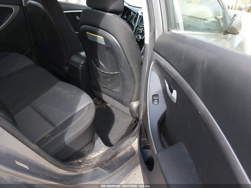 2014 HYUNDAI ELANTRA GT auction photo 8