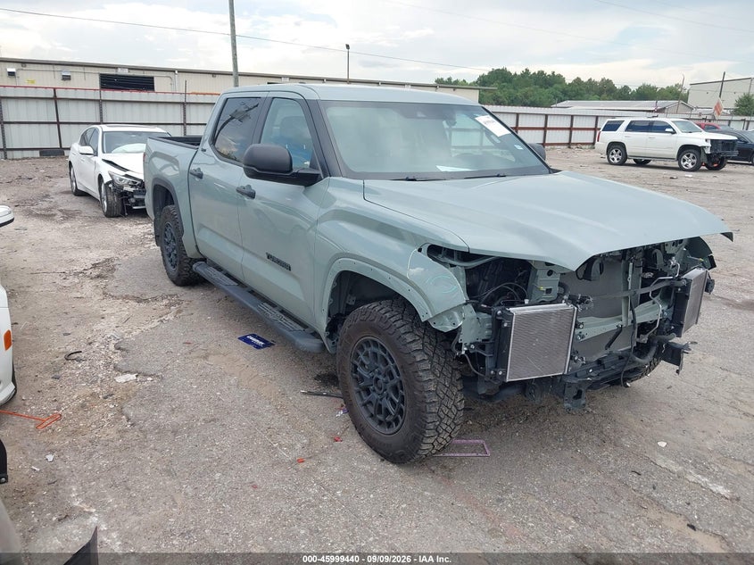 TOYOTA TUNDRA - zdjęcie 1