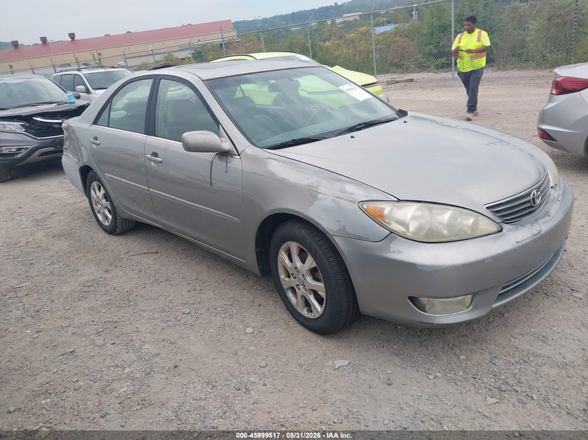 2005 TOYOTA CAMRY auction photo 1