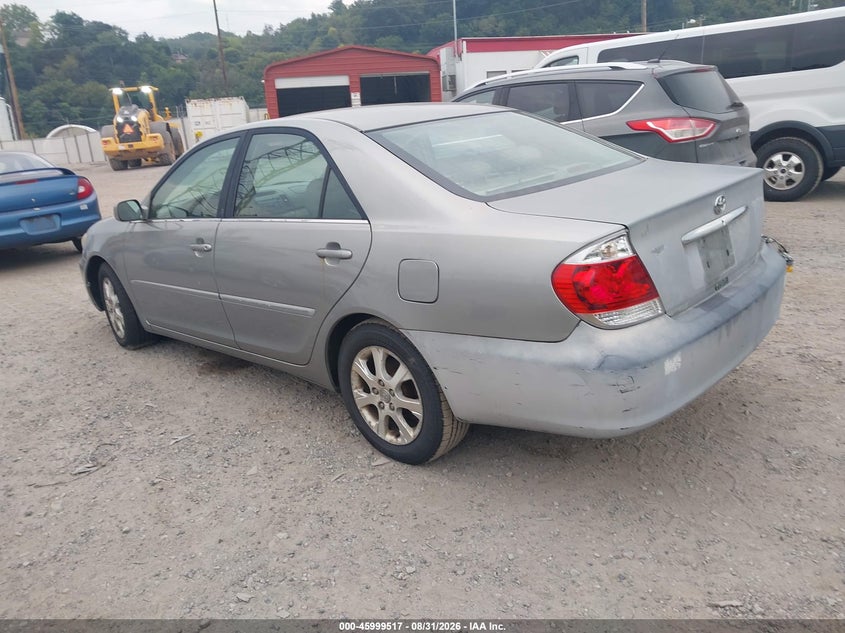 2005 TOYOTA CAMRY auction photo 3