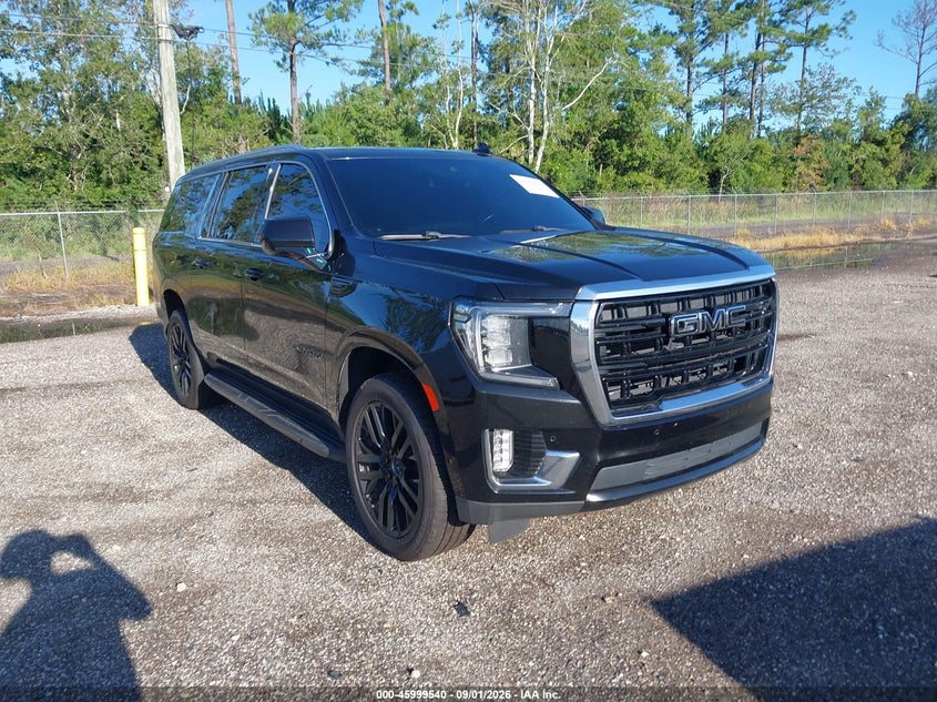 2023 GMC YUKON XL auction photo 1