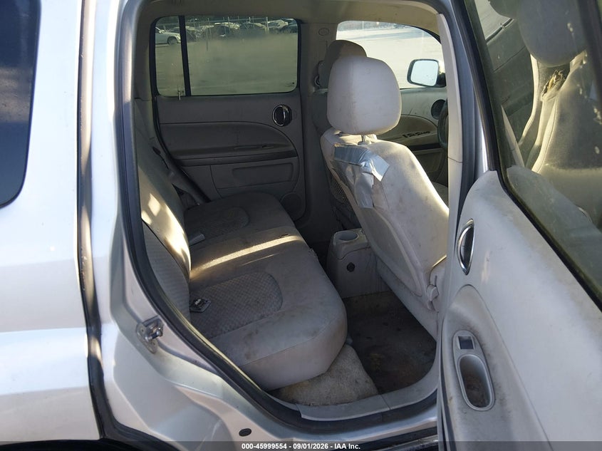 2011 CHEVROLET HHR auction photo 8