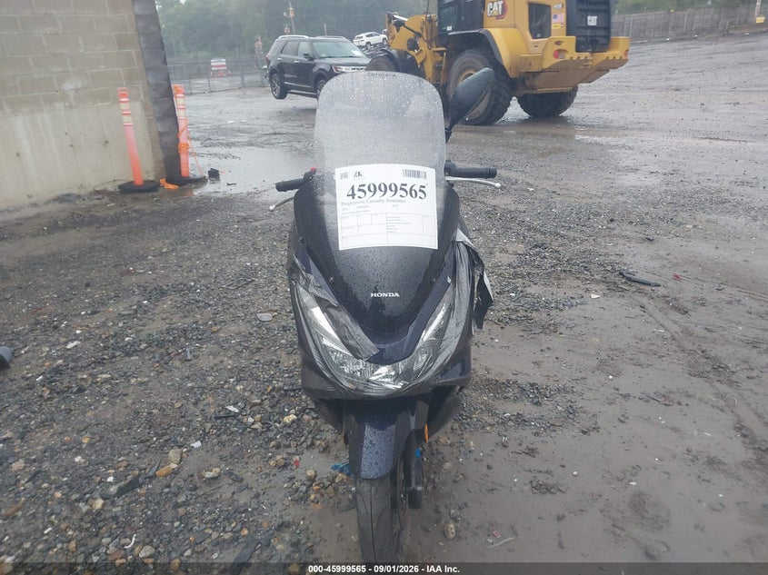 2018 HONDA PCX auction photo 5