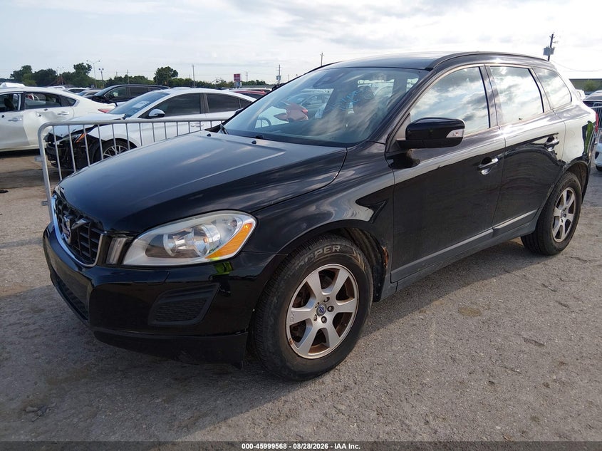 2012 Volvo XC60, Normal Wear & Tear, IAAI, VIN YV4952DZ4C2317377 — photo 2