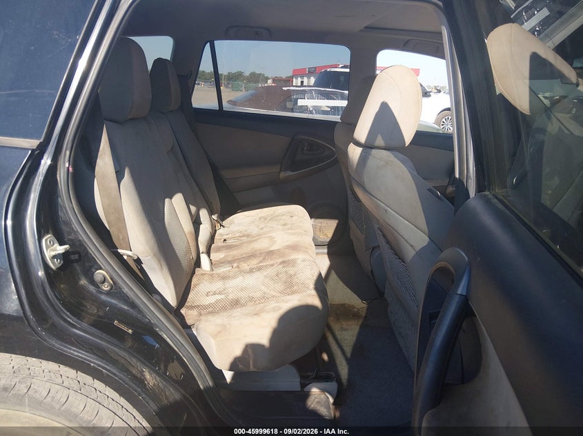 2012 TOYOTA RAV4 auction photo 8