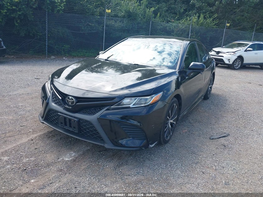 2018 TOYOTA CAMRY auction photo 2
