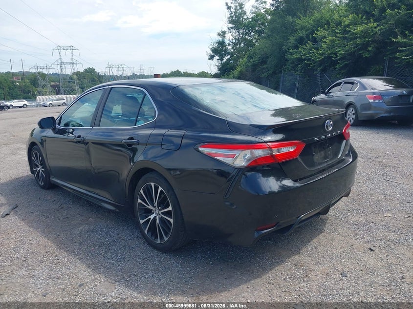 2018 TOYOTA CAMRY auction photo 3