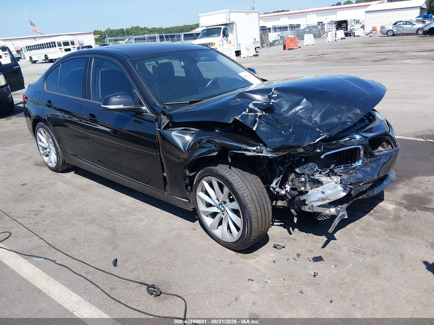Vin: wba8a9c53jad26933, lot: 46499036, bmw 320i 2018 img_1