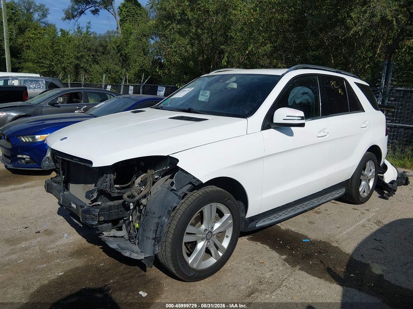 2014 Mercedes-Benz Ml 350 4Matic, Удар спереду, IAAI, VIN 4JGDA5HB1EA300824 — фото 2