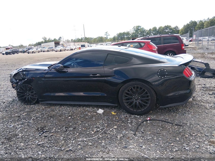 FORD MUSTANG - zdjęcie 15
