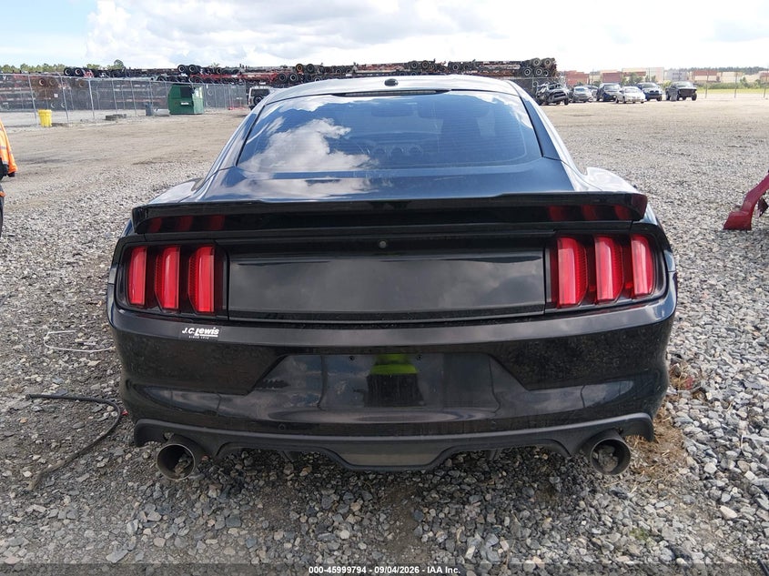 FORD MUSTANG - zdjęcie 17
