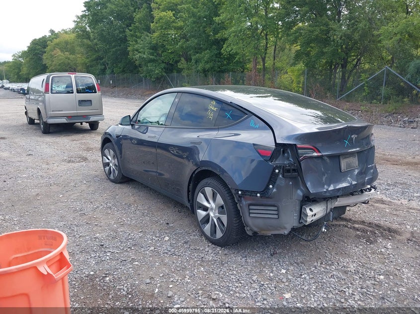 2023 TESLA MODEL Y auction photo 3