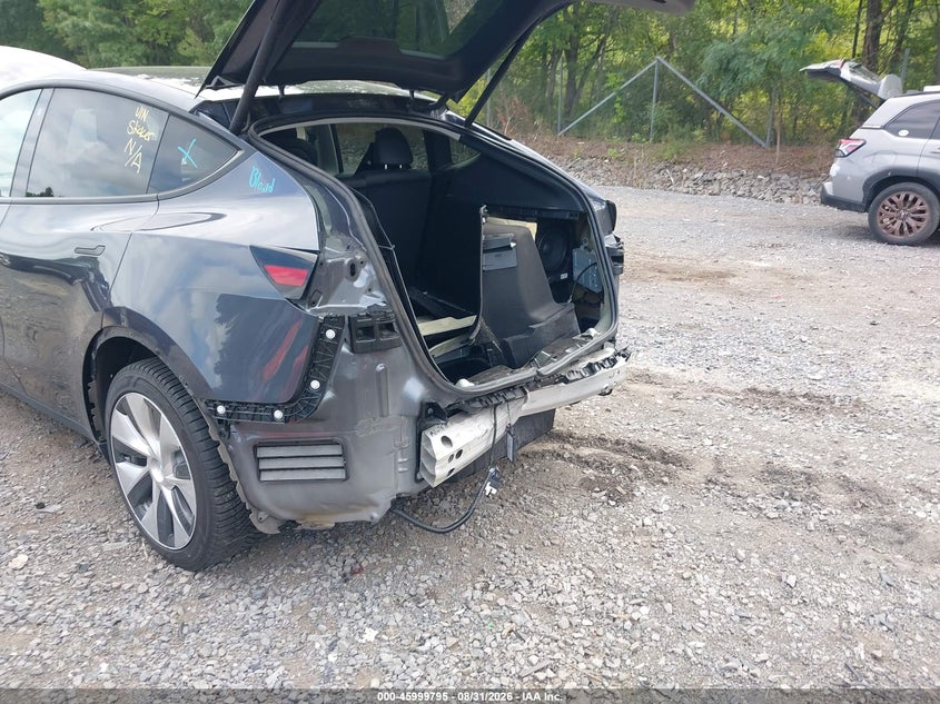 2023 TESLA MODEL Y auction photo 6