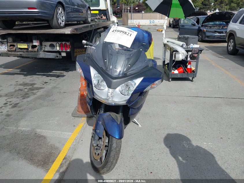 2017 TRIUMPH MOTORCYCLE TROPHY auction photo 5