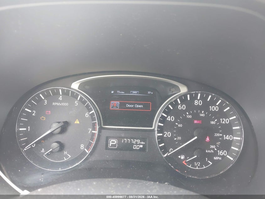 Photo 7 - NISSAN PATHFINDER