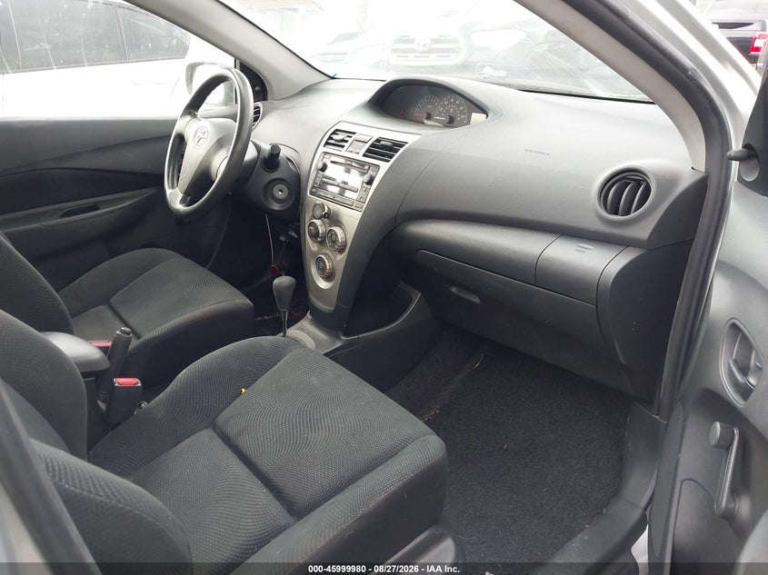 2010 TOYOTA YARIS — zdjęcie 5