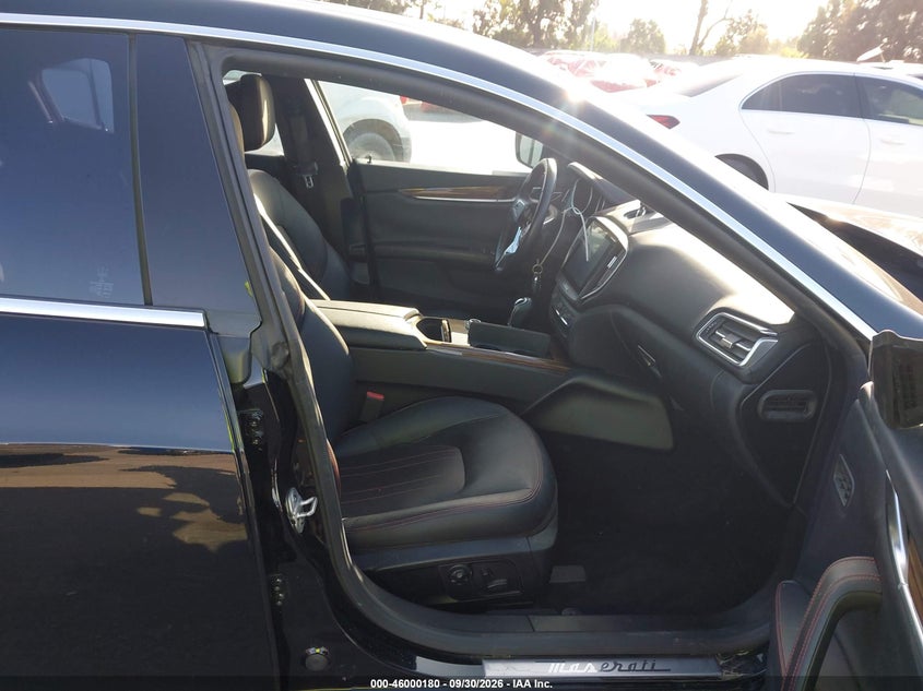 MASERATI GHIBLI 2018 VIN ZAM57YTAXJ1293126
