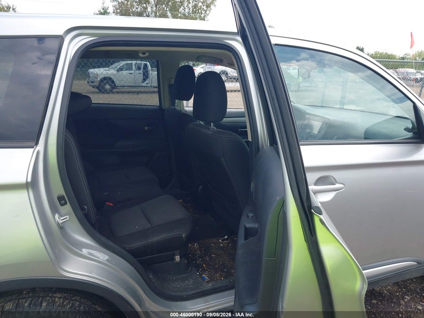 MITSUBISHI OUTLANDER 2018 VIN JA4AZ3A36JZ057508