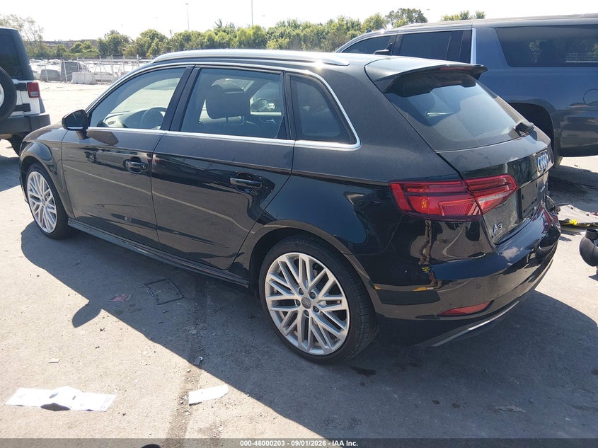2018 AUDI A3 E-TRON auction photo 3
