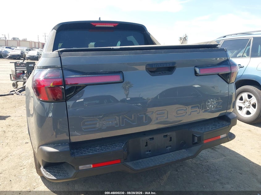 2025 Hyundai Santa Cruz (VIN: 5NTJB4DE0SH136583)