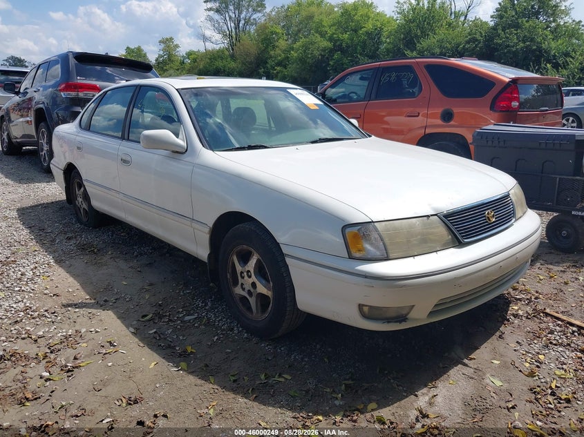 1999 TOYOTA AVALON auction photo 1