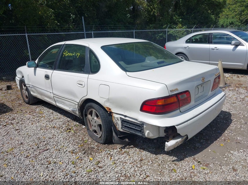 1999 TOYOTA AVALON auction photo 3