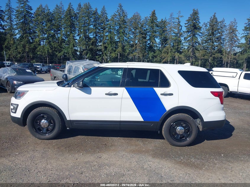 FORD UTILITY POLICE INTERCEPTOR 2017 VIN 1FM5K8AR1HGE15824