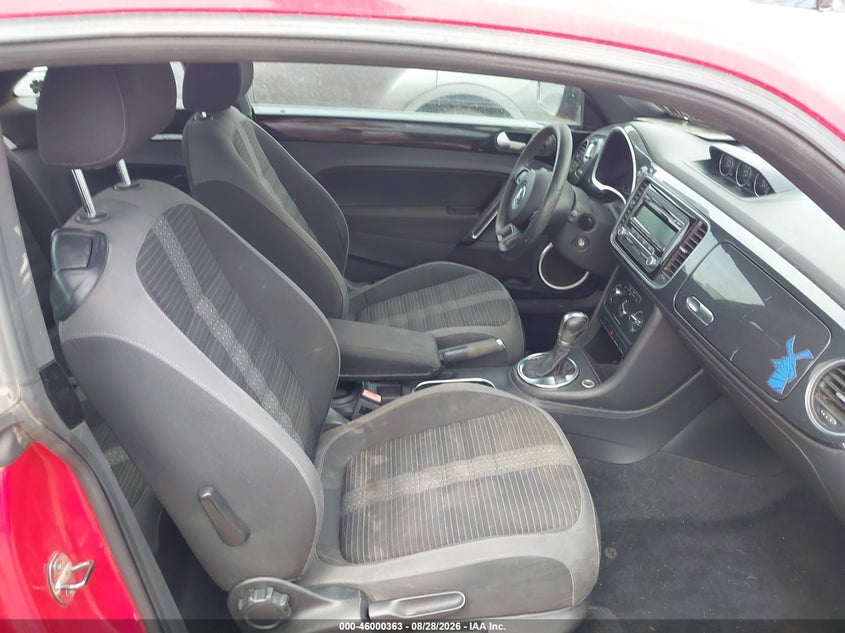 VOLKSWAGEN BEETLE 2013 VIN 3VWV67AT0DM608896