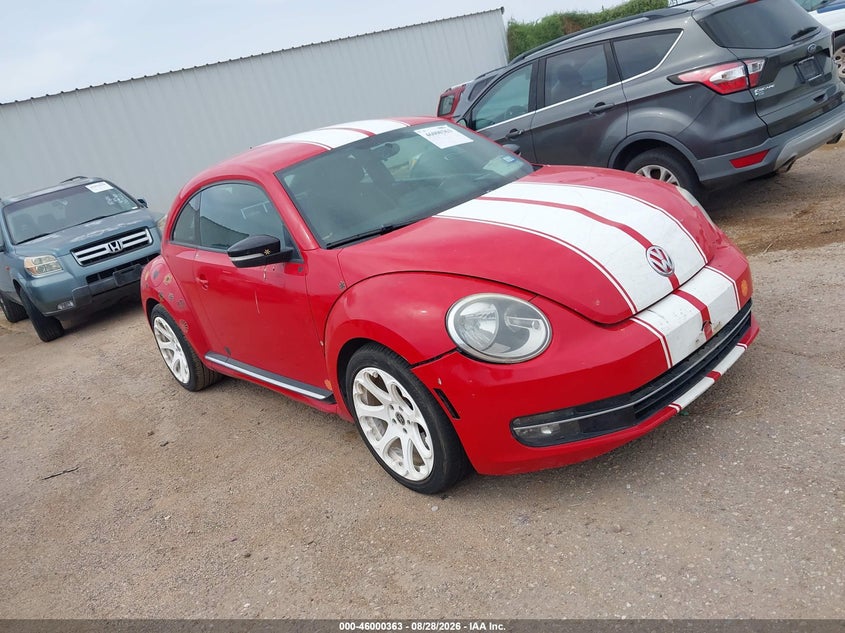 2013 VOLKSWAGEN BEETLE auction photo 1