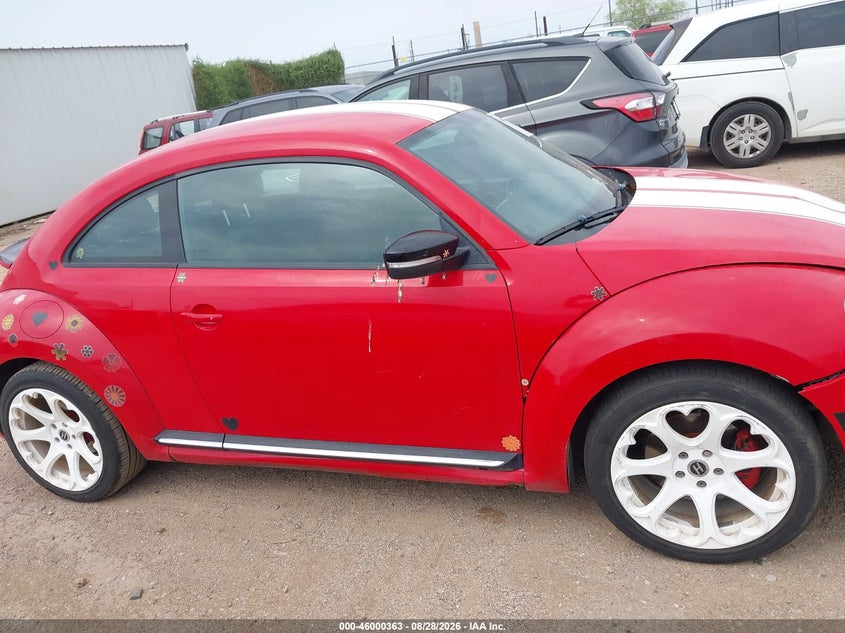 2013 VOLKSWAGEN BEETLE 2.0T TURBO · Фото 13