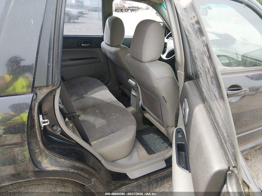 2007 SUBARU FORESTER auction photo 8