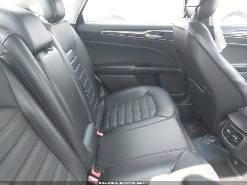 2014 FORD FUSION auction photo 8