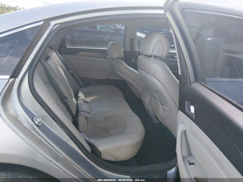 2015 HYUNDAI SONATA auction photo 8