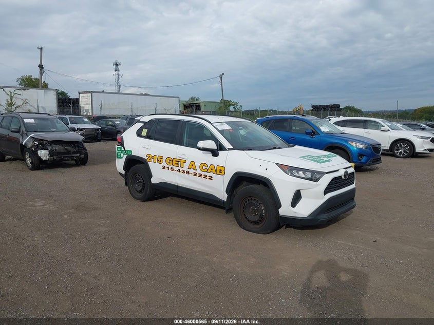 TOYOTA RAV4 - zdjęcie 1