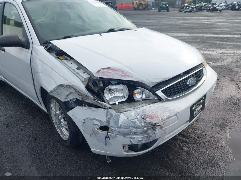 2007 FORD FOCUS auction photo 6