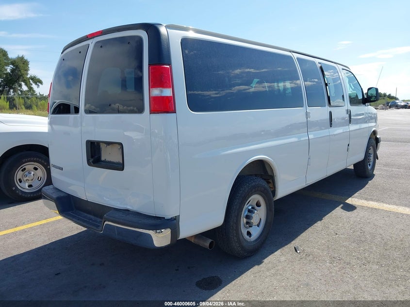2018 CHEVROLET EXPRESS 3500 auction photo 4