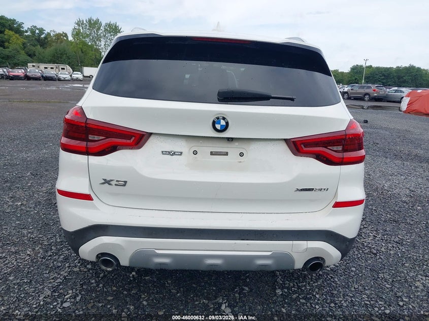 BMW X3 - zdjęcie 16