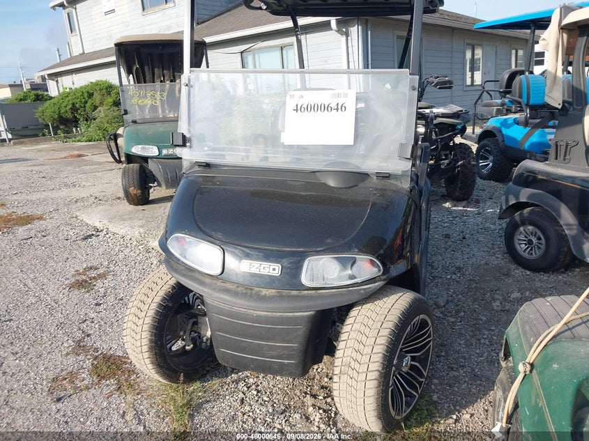 2022 EZGO GOLFCART auction photo 6