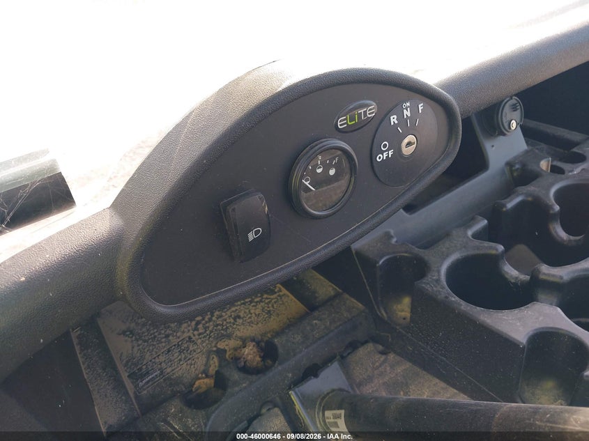 2022 EZGO GOLFCART auction photo 7